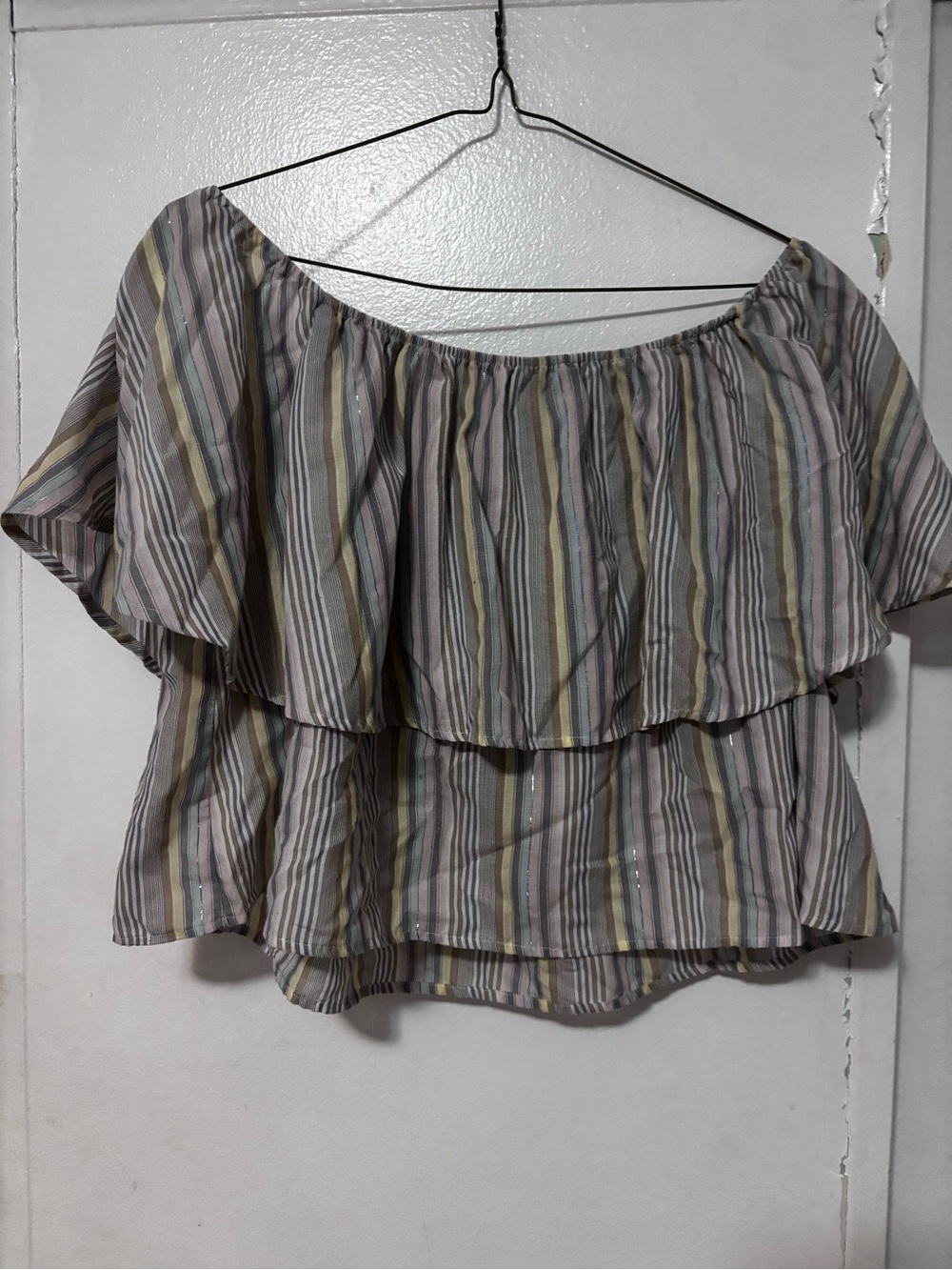Urban Outfitters Striped Off-Shoulder Ruffle Women's Top size M